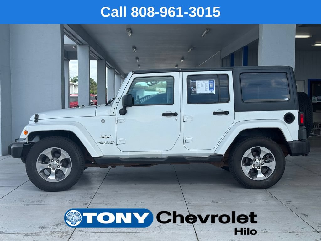 Used 2016 Jeep Wrangler Unlimited Sahara w/ Connectivity Group AWD/4WD image 2