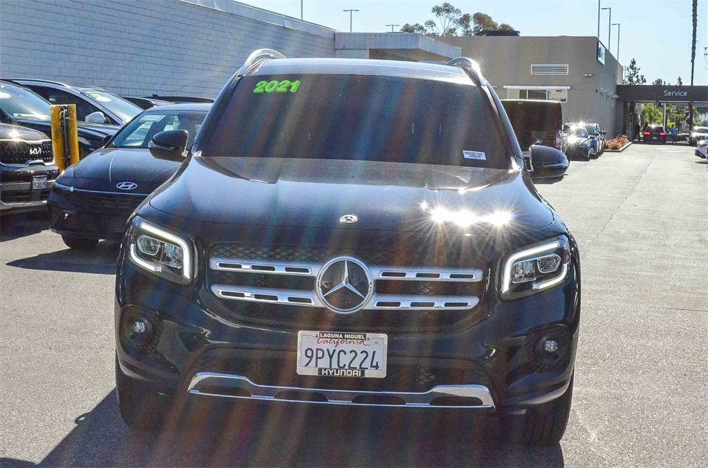 Used 2021 Mercedes-Benz GLB 250 image 2