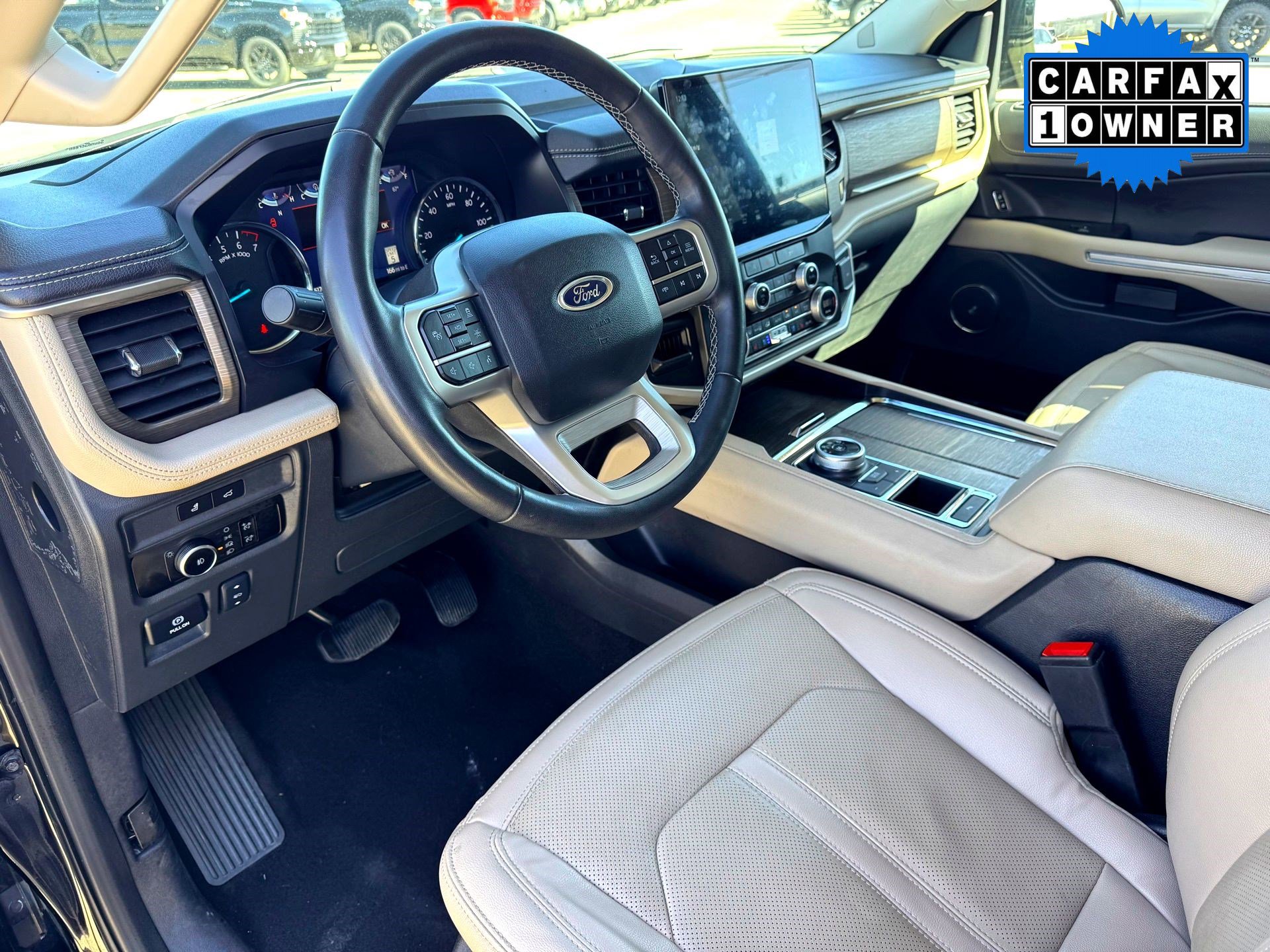 Used 2024 Ford Expedition Max Limited image 14