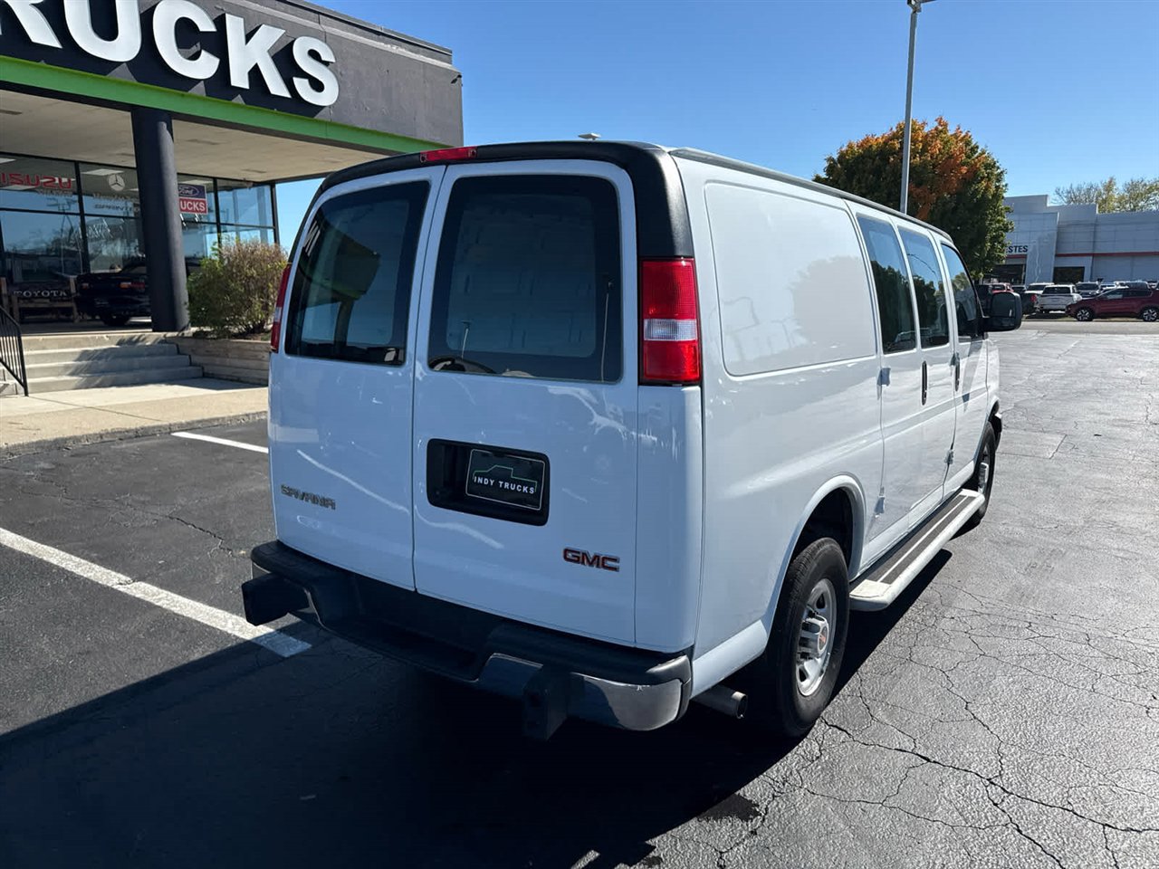 Used 2024 GMC Savana 2500 w/ Driver Convenience Package image 7