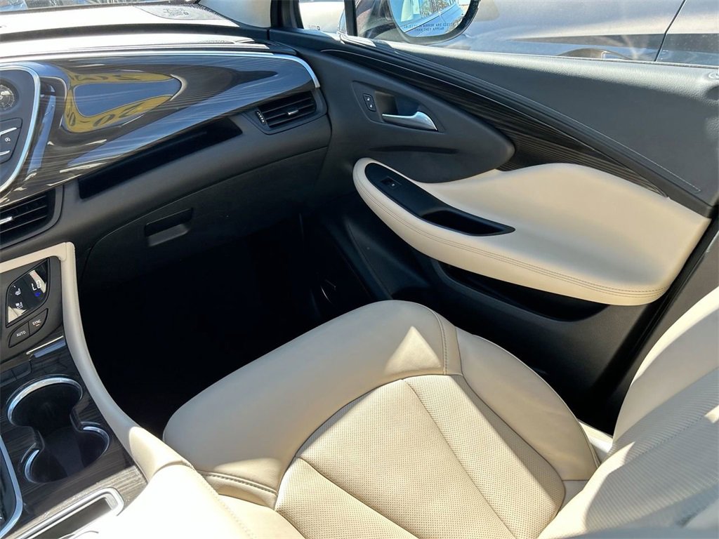 Used 2020 Buick Envision Premium w/ Driver Confidence Package image 15