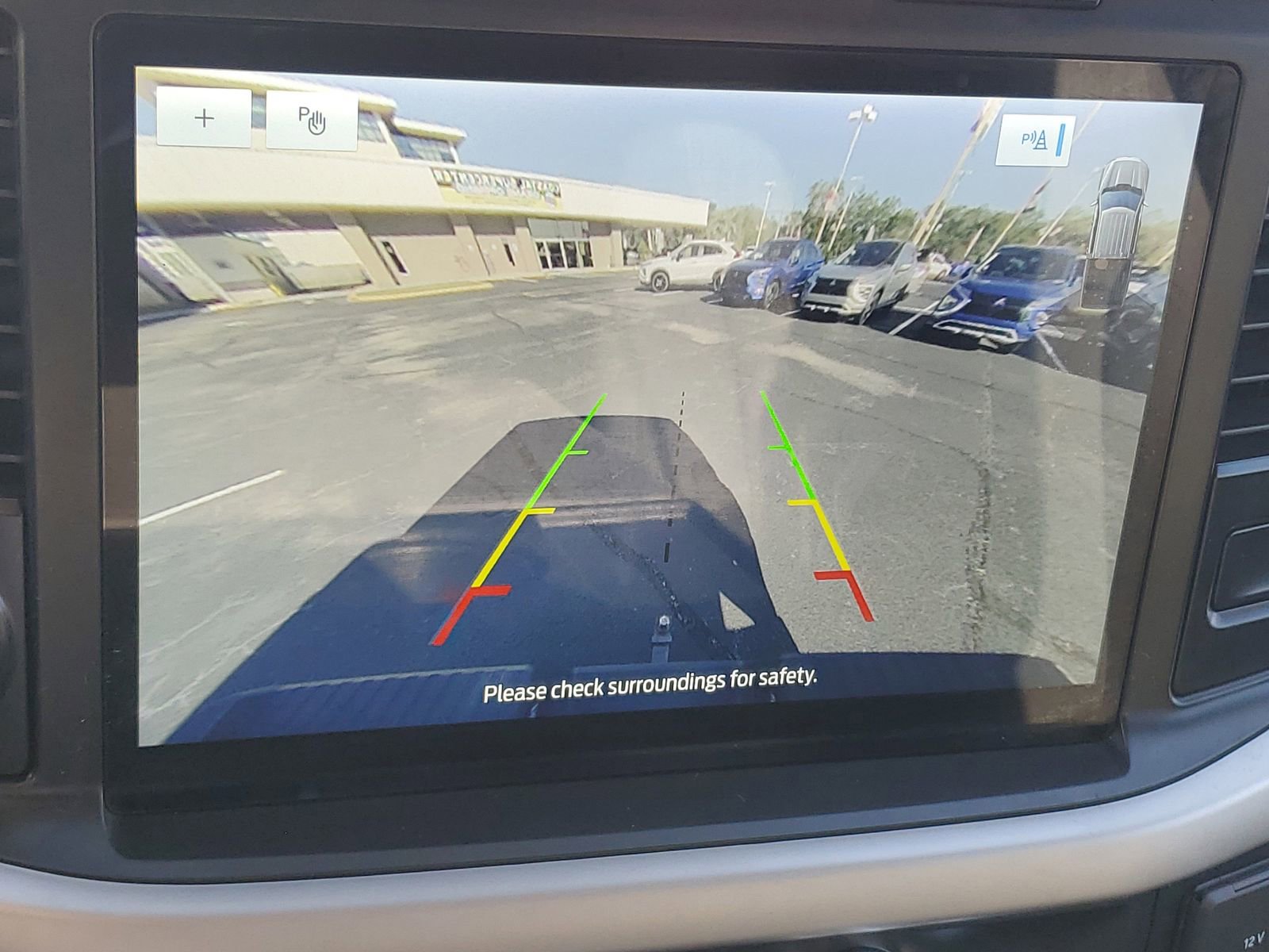 Used 2022 Ford F150 XLT w/ Equipment Group 302A High image 17