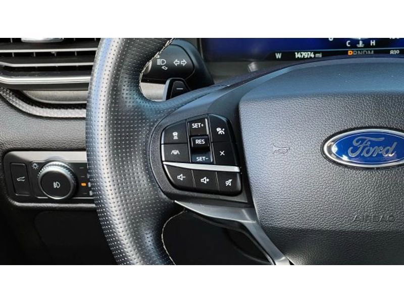 Used 2020 Ford Explorer ST w/ Premium Technology Package image 37