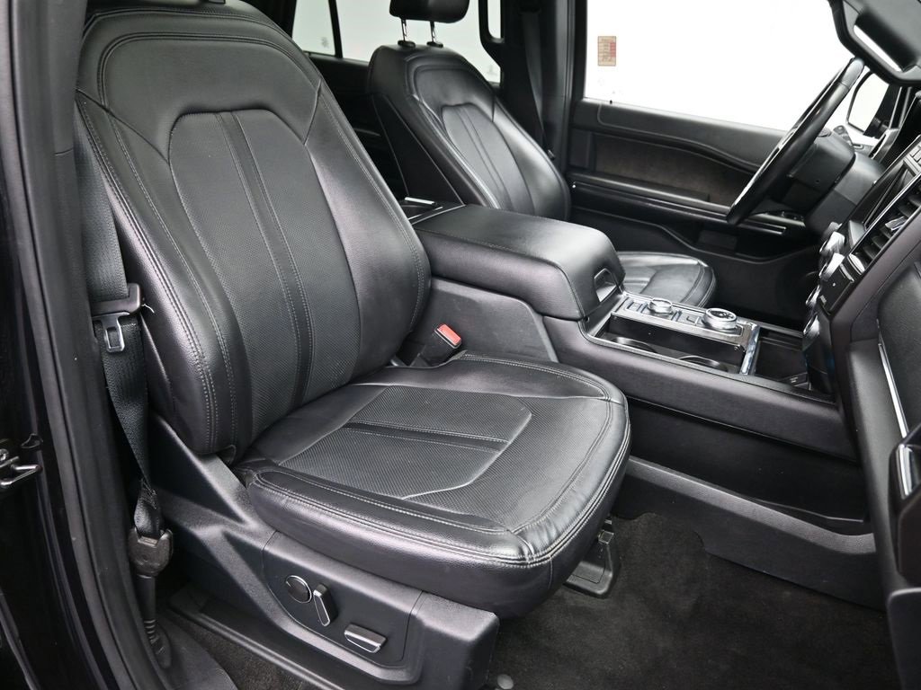 Used 2021 Ford Expedition Max Limited image 23