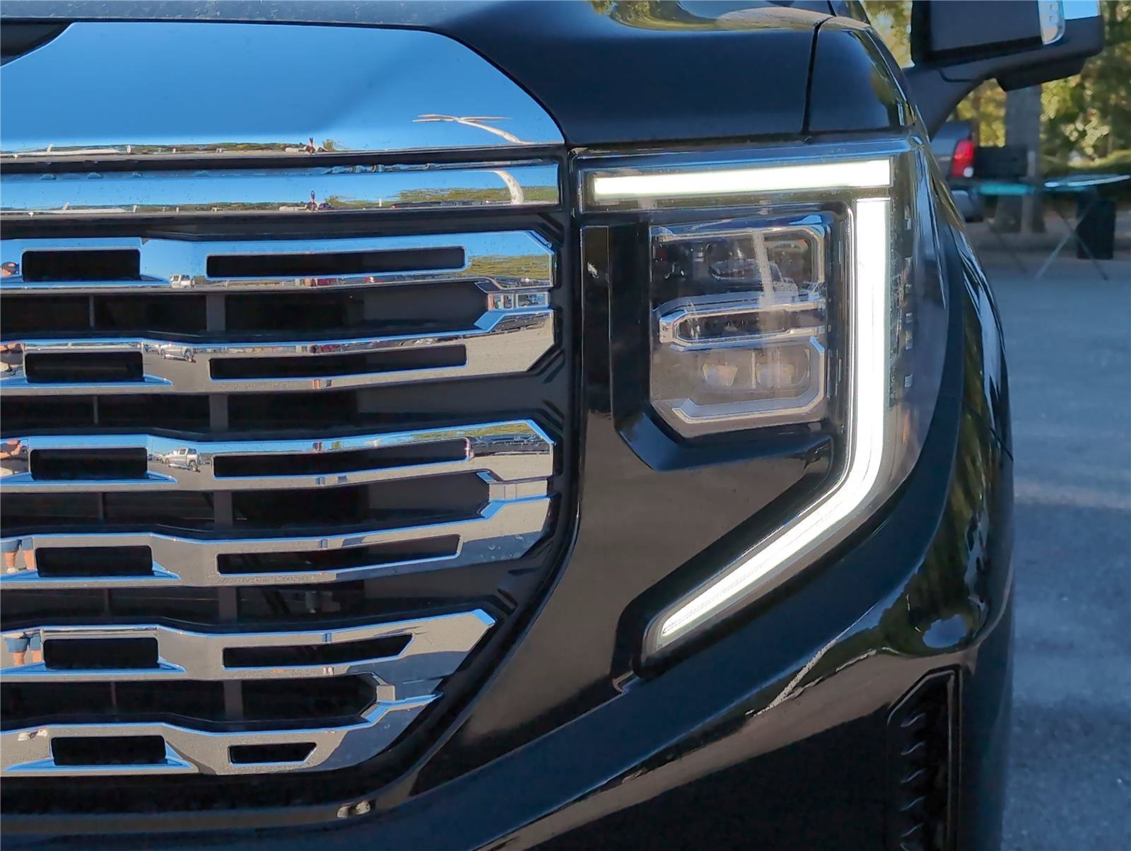 New 2026 GMC Sierra 1500 Denali w/ Denali Reserve Package AWD/4WD image 33