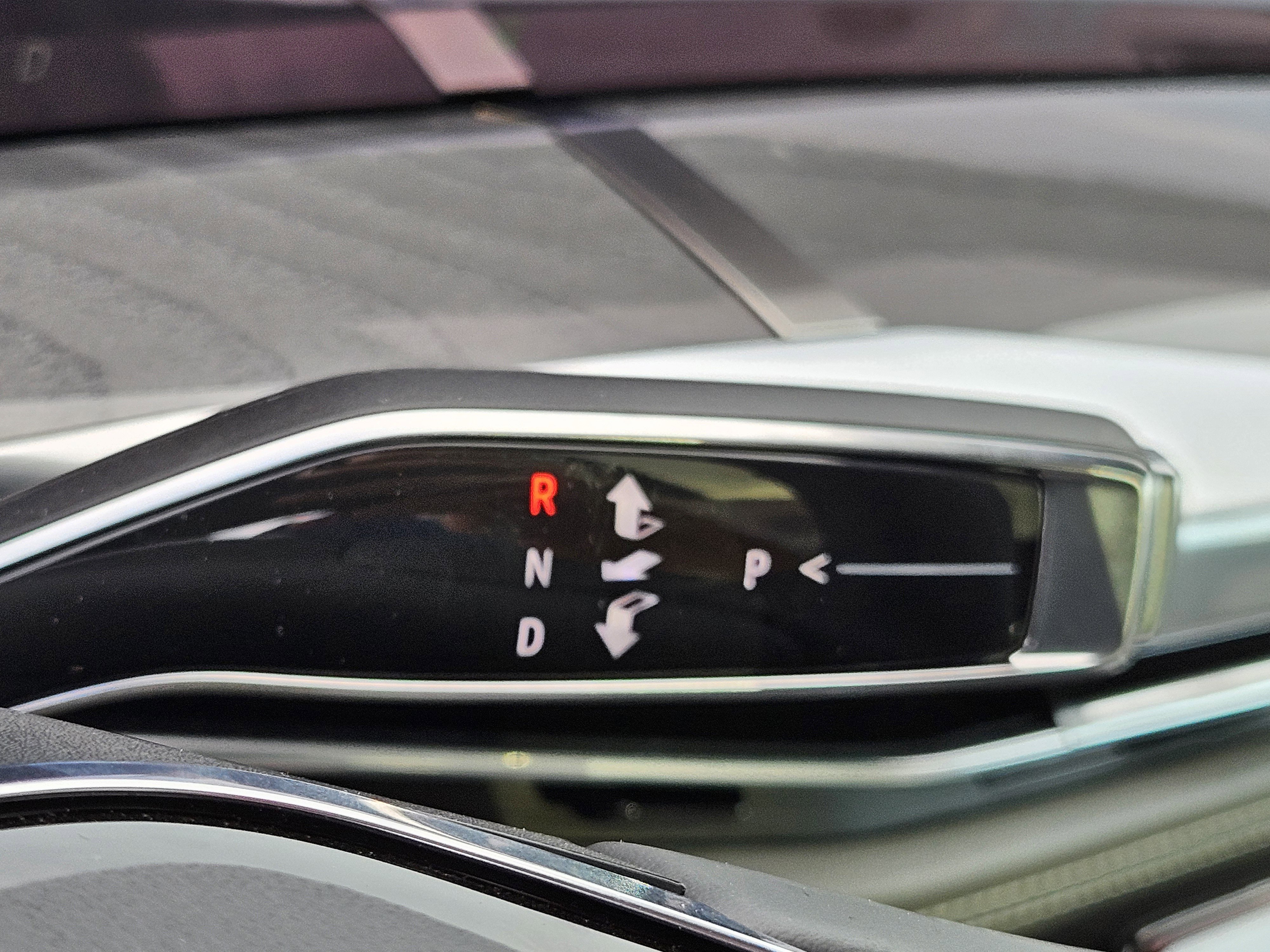 New 2025 Cadillac Lyriq Sport image 31