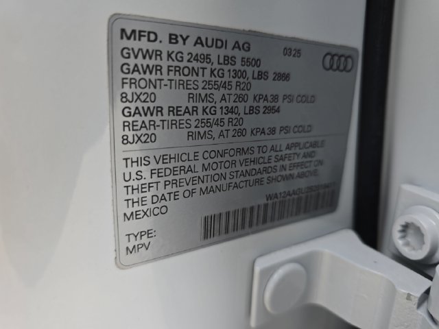 Used 2025 Audi Q5 Premium Plus w/ Premium Plus AWD/4WD image 35