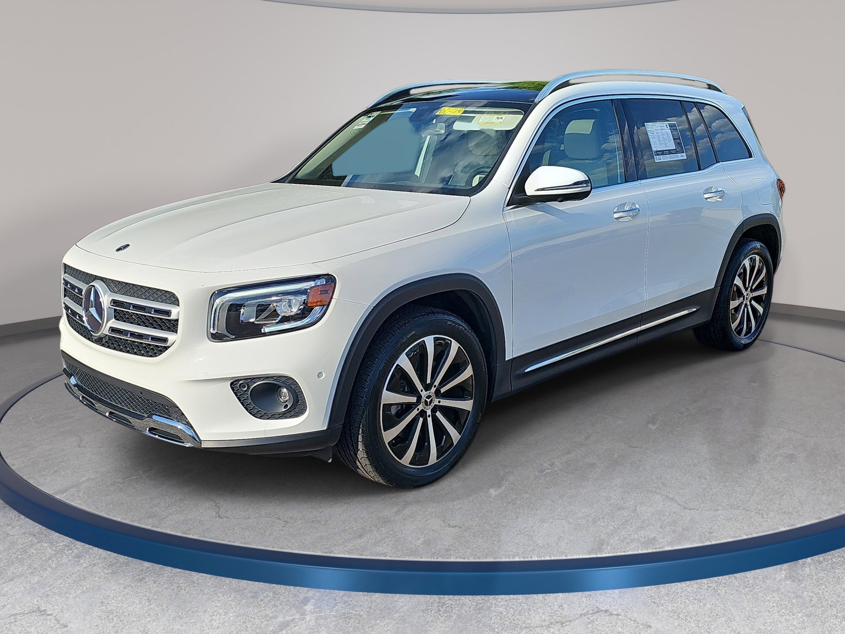 Used 2022 Mercedes-Benz GLB 250 image 1