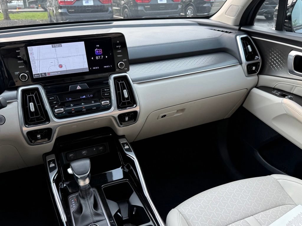 Used 2023 Kia Sorento SX FWD image 31