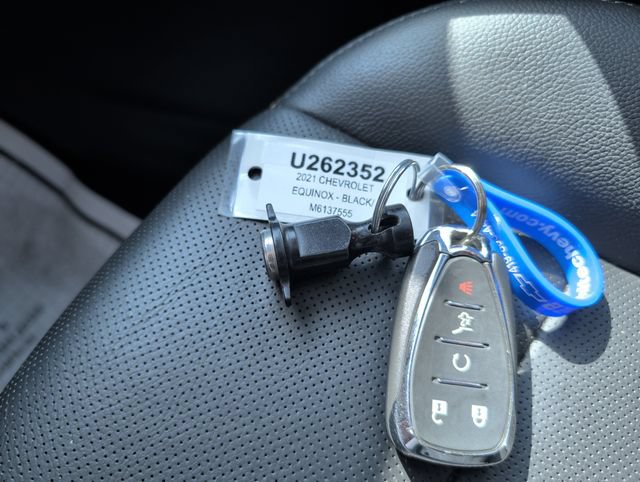 Used 2021 Chevrolet Equinox Premier AWD/4WD image 25
