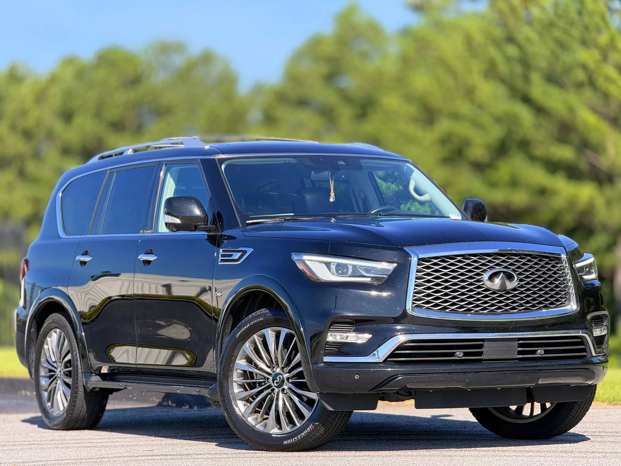 Used 2019 INFINITI QX80 Luxe w/ 22" Wheel Package RWD image 5