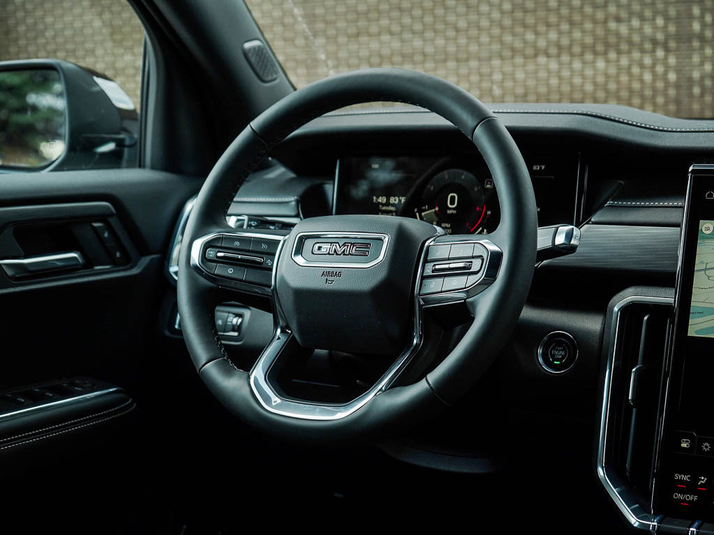 New 2026 GMC Acadia Elevation w/ Black Edition AWD/4WD image 17