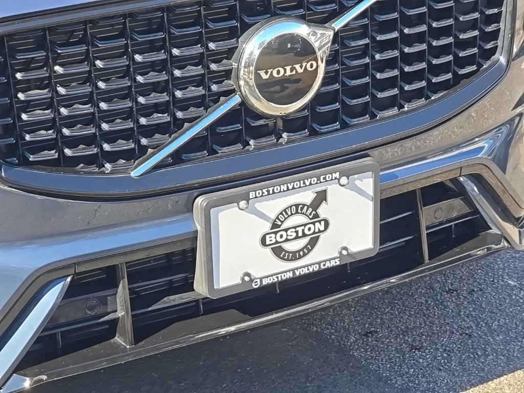 Certified 2024 Volvo XC60 B5 Core w/ Climate Package AWD/4WD image 6