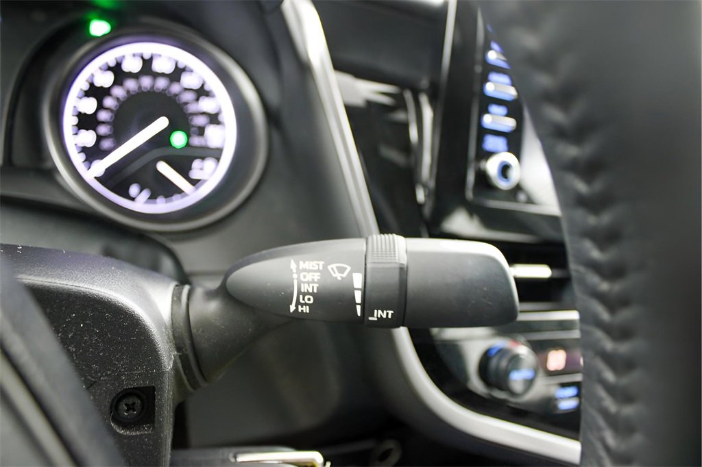 Used 2021 Toyota Camry SE image 23