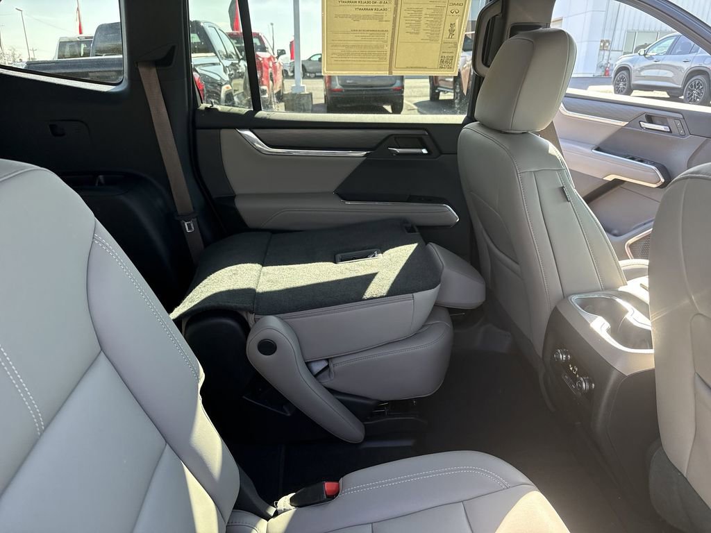 Certified 2024 GMC Acadia Elevation w/ Trailering Package image 34