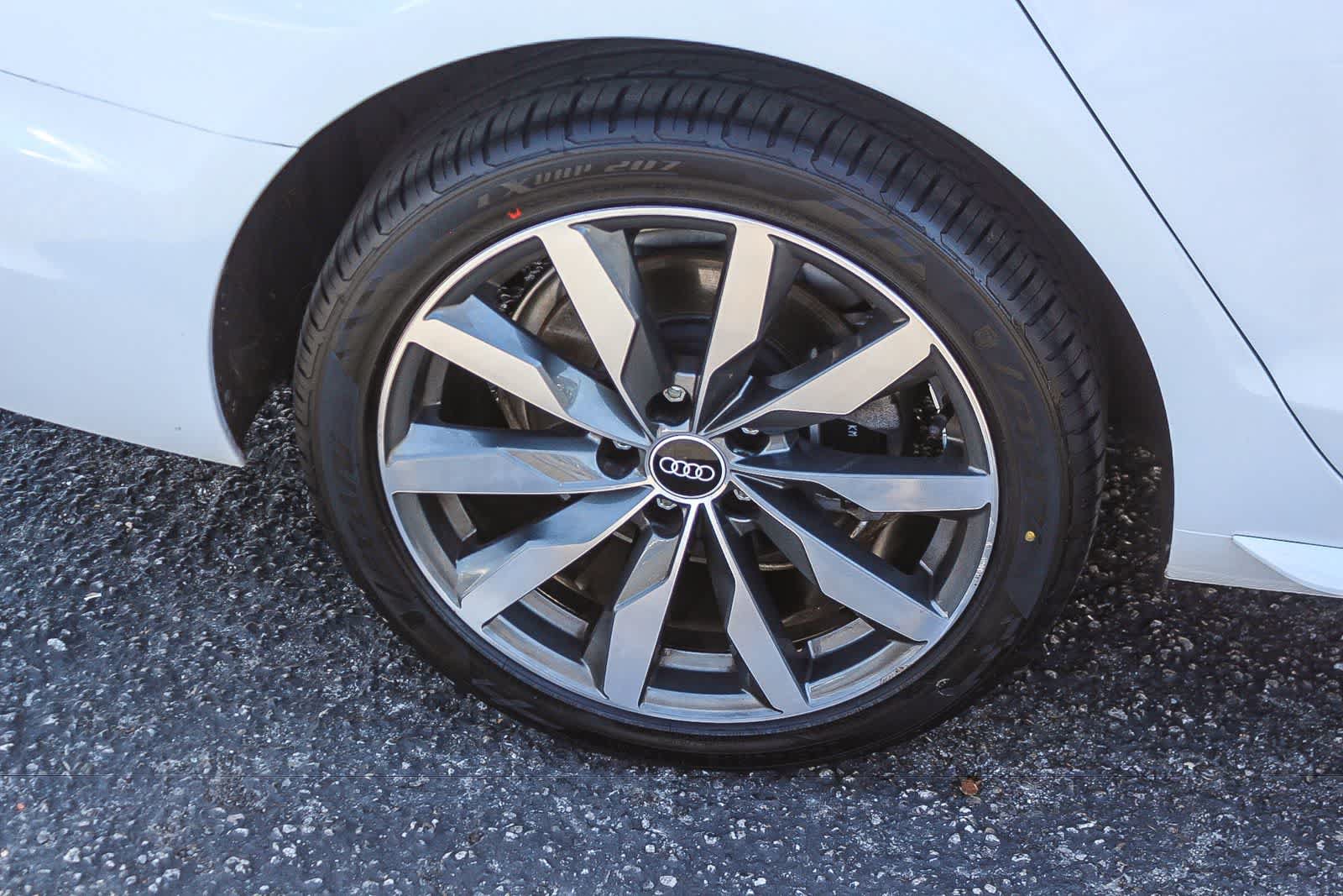 Used 2022 Audi A4 2.0T Premium AWD/4WD image 11