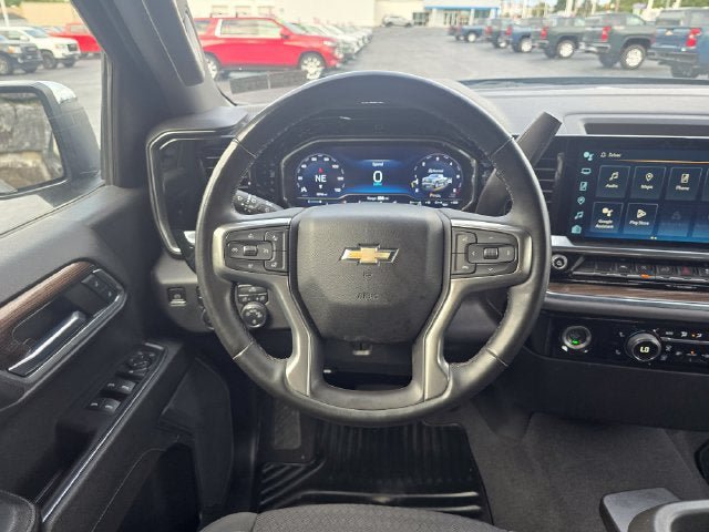 Used 2023 Chevrolet Silverado 1500 LT AWD/4WD image 24