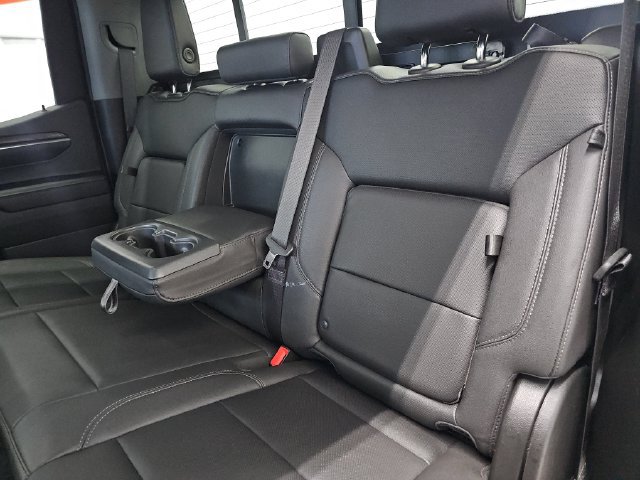 Used 2022 Chevrolet Silverado 1500 LTZ w/ LTZ Premium Package AWD/4WD image 36
