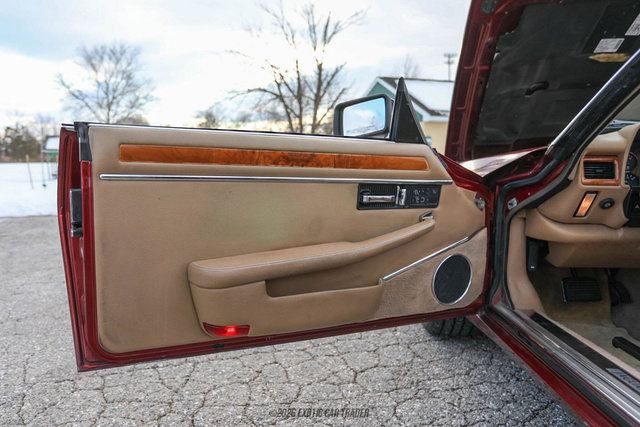 Used 1994 Jaguar XJS 4.0 Convertible image 39