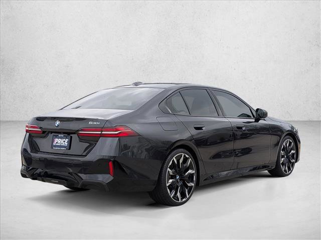 Certified 2024 BMW 530i 530i w/ M Sport Package image 5