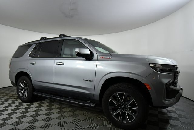 Used 2024 Chevrolet Tahoe Z71 w/ Luxury Package image 9