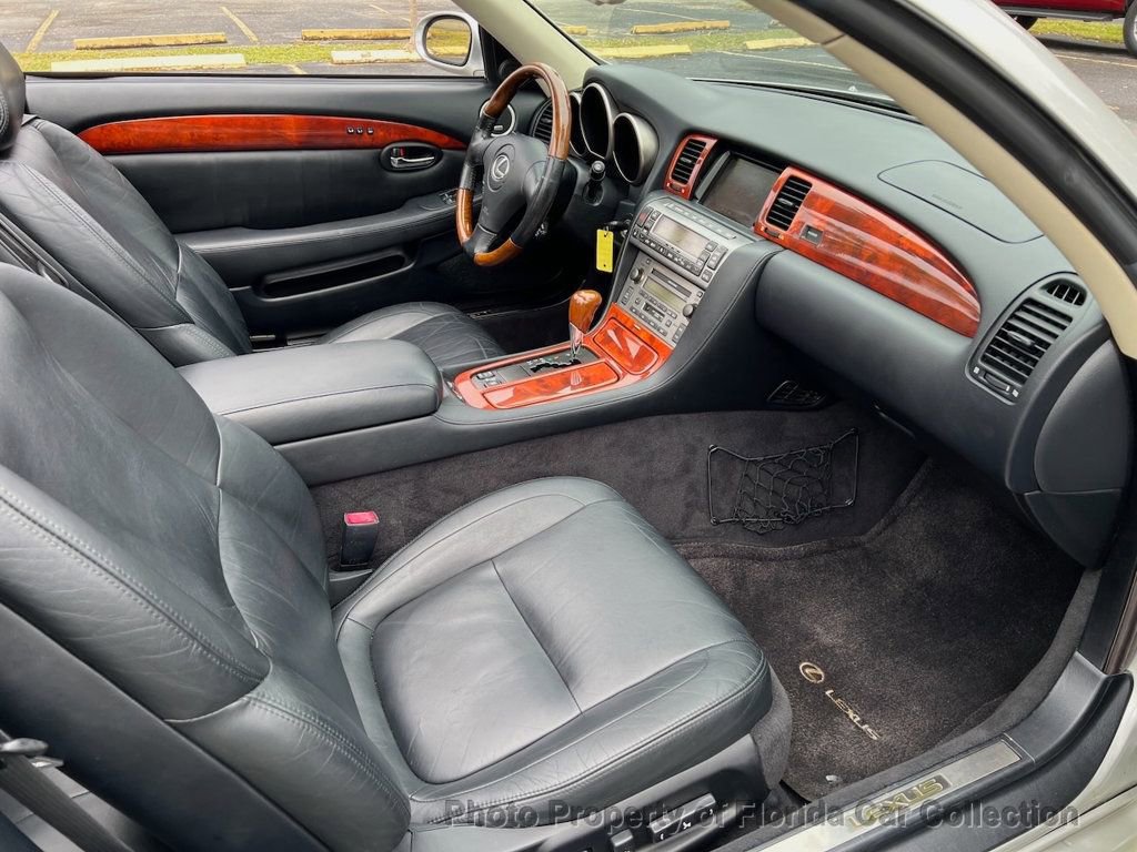 Used 2002 Lexus SC 430 Convertible image 11