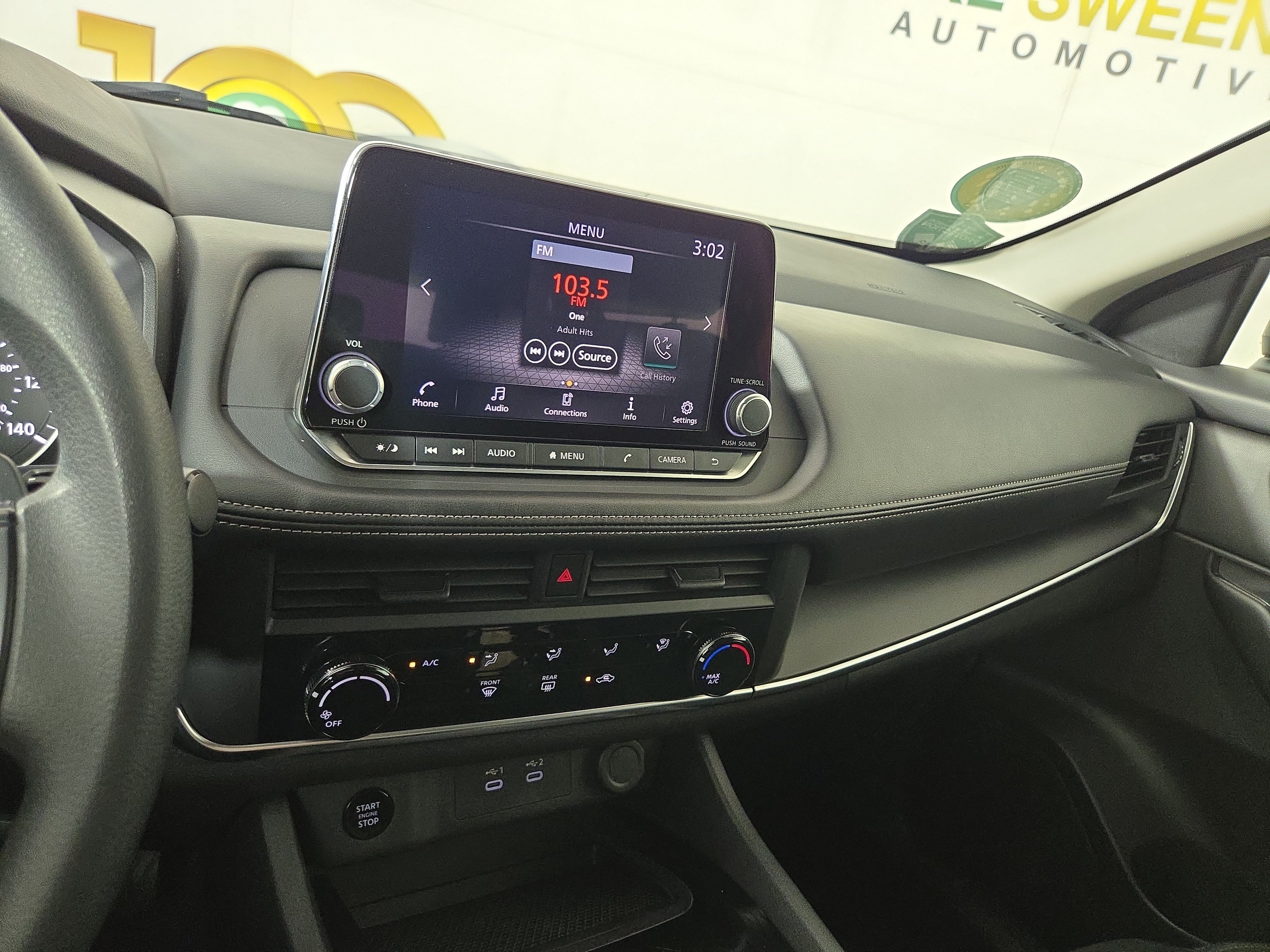 Used 2024 Nissan Rogue S AWD/4WD image 21
