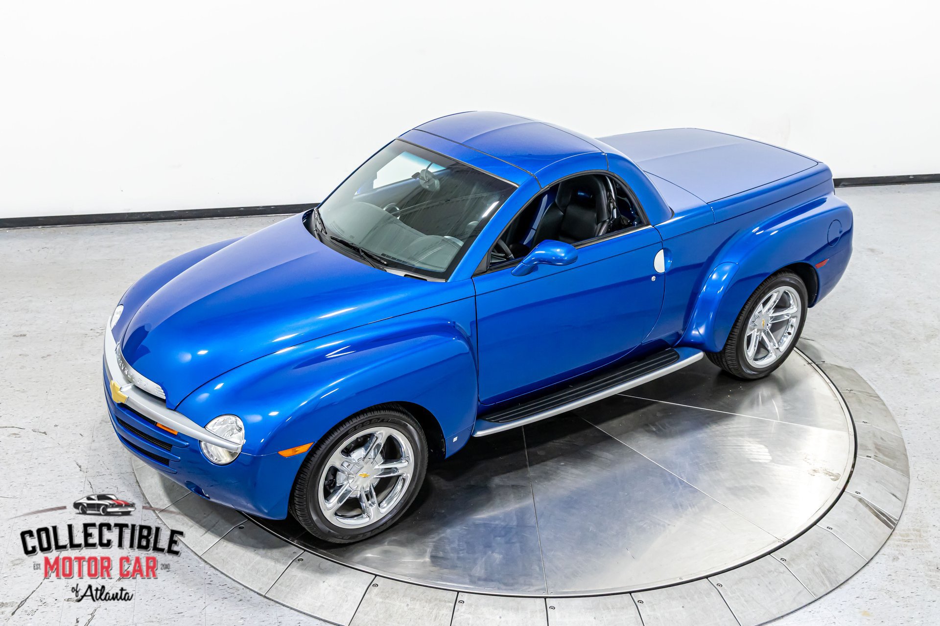 Used 2006 Chevrolet SSR w/ Preferred Equipment Group RWD image 32