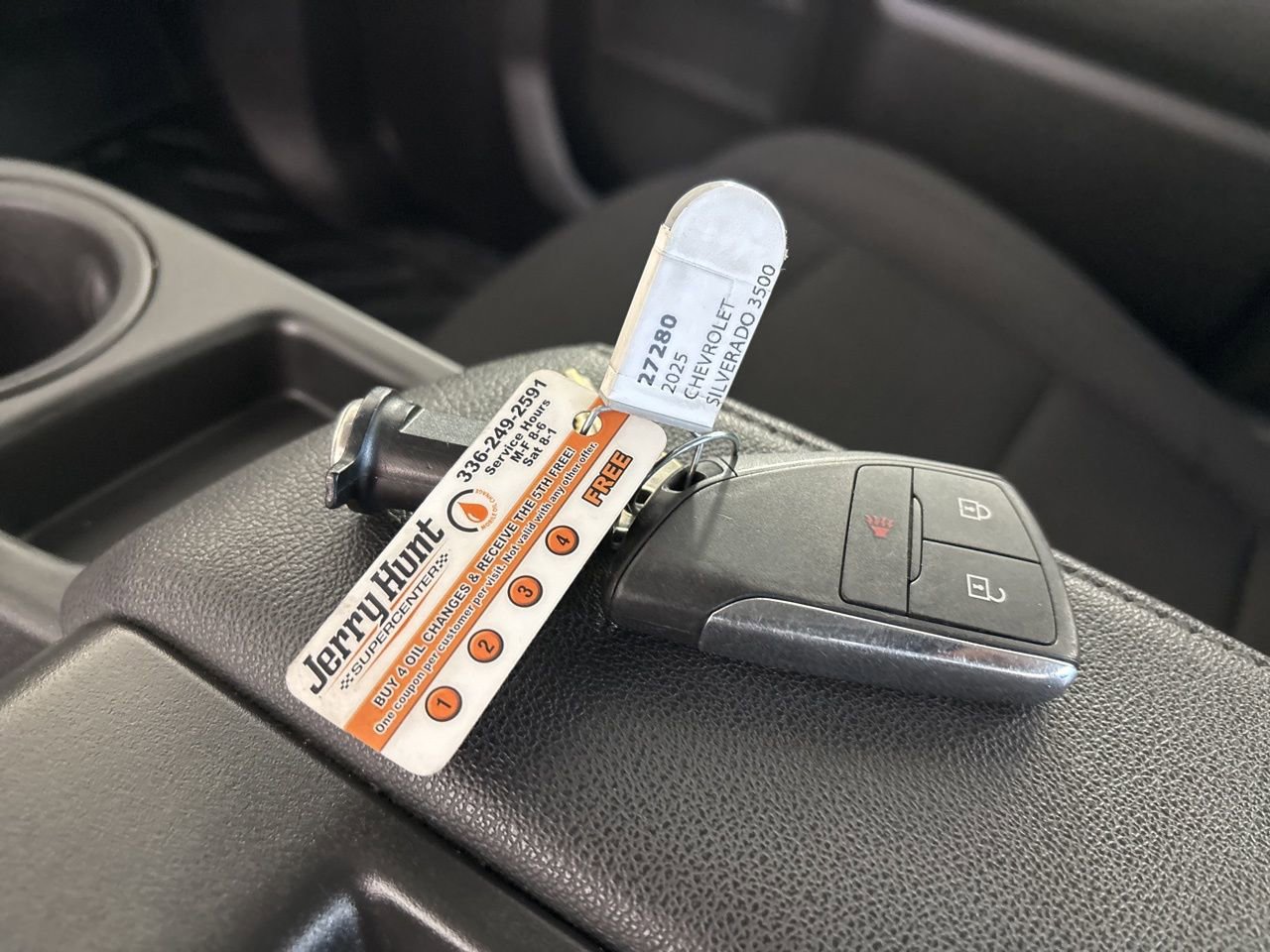 Used 2025 Chevrolet Silverado 3500 W/T image 17