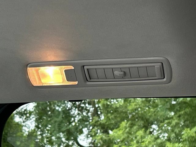Used 2024 Toyota Sienna XLE w/ XLE Plus Package AWD/4WD image 43