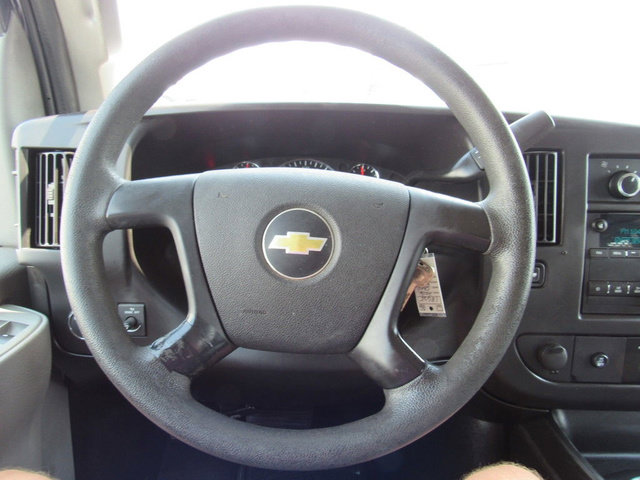 Used 2016 Chevrolet Express 2500 RWD image 29