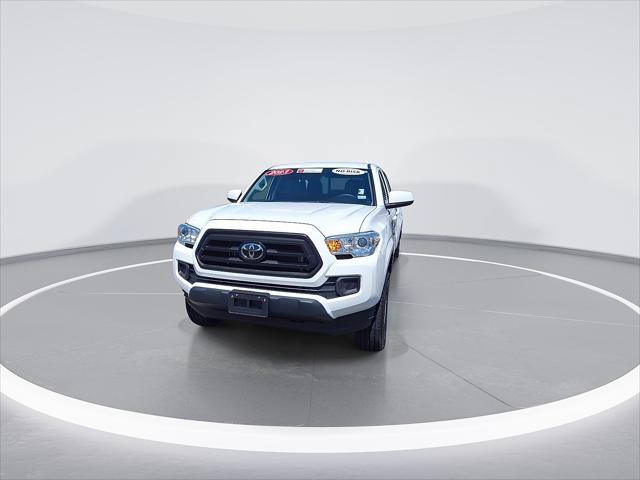 Certified 2023 Toyota Tacoma SR AWD/4WD image 4