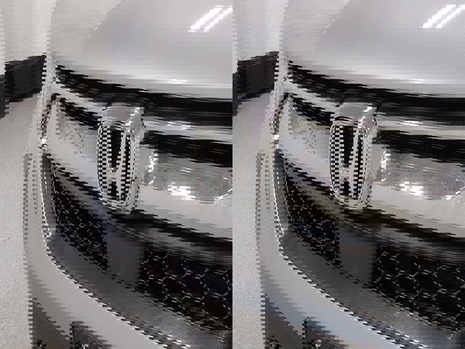 Used 2018 Honda CR-V Touring image 12