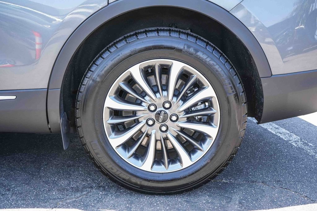 Certified 2023 Lincoln Nautilus AWD image 12