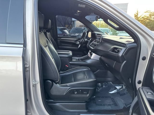 Used 2021 GMC Yukon SLT w/ SLT Luxury Plus Package AWD/4WD image 43