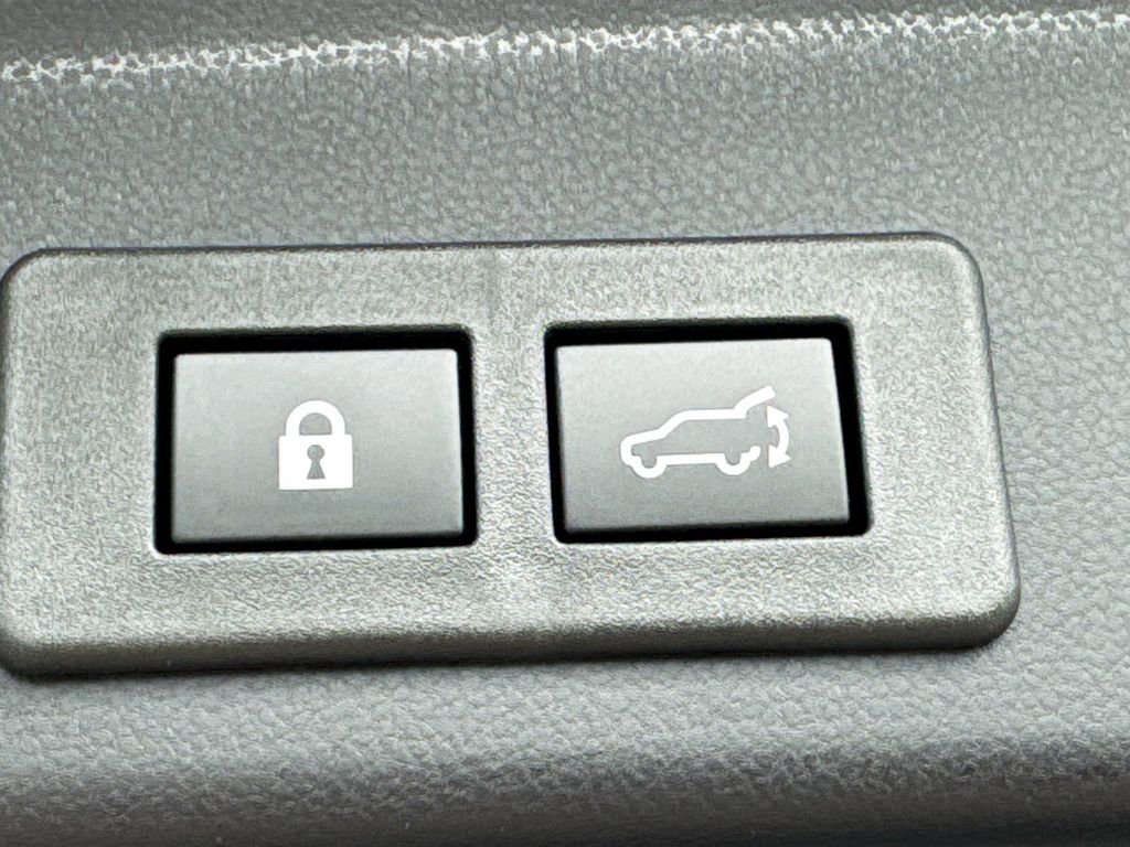 New 2026 Subaru Ascent Touring image 33