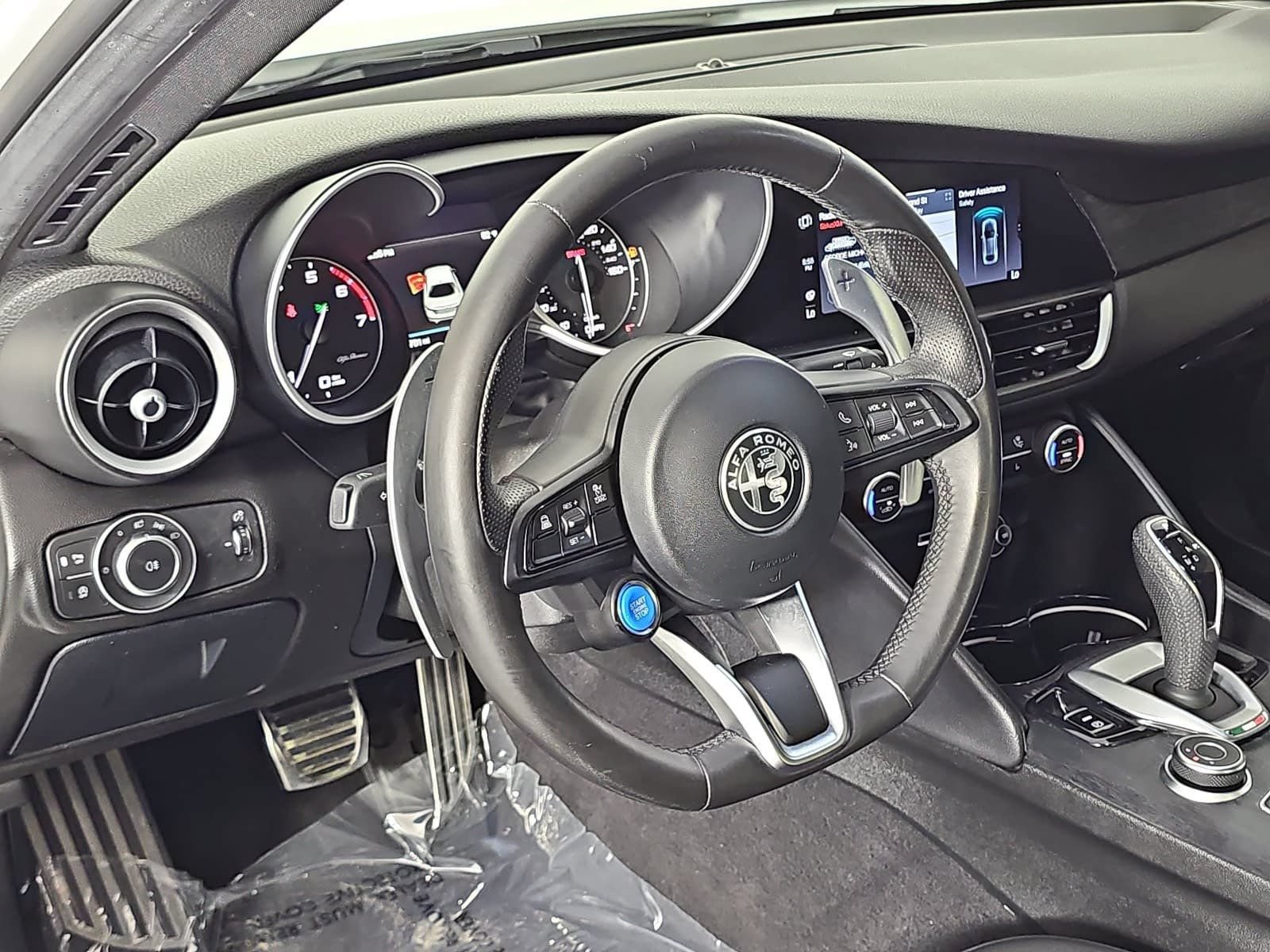 Used 2022 Alfa Romeo Giulia Sprint RWD image 15