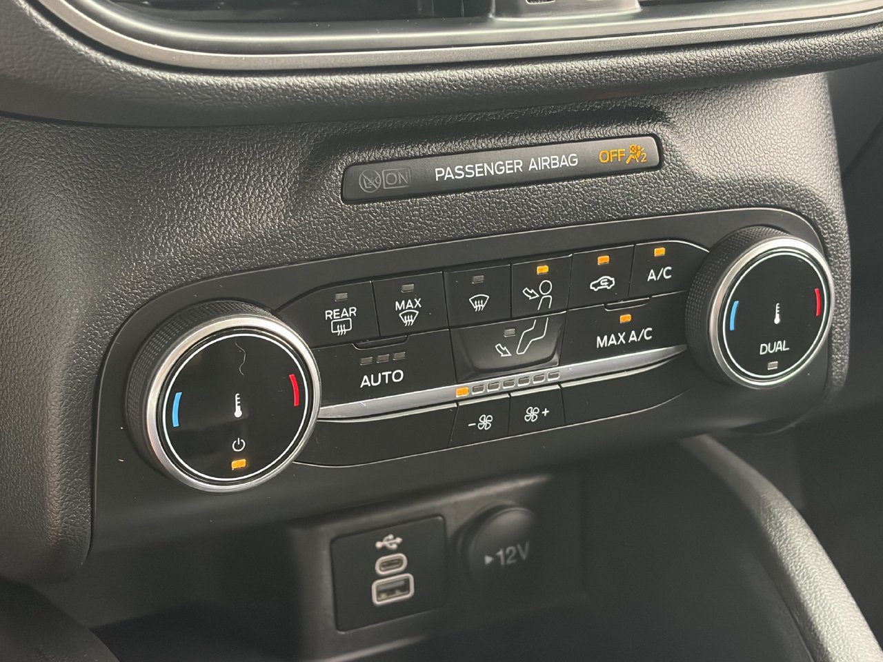 Certified 2024 Ford Escape Active FWD image 29