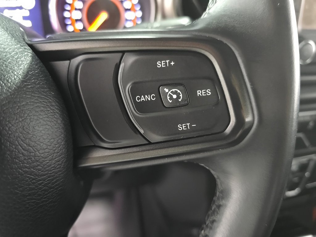 Used 2018 Jeep Wrangler Unlimited Sport S AWD/4WD image 32
