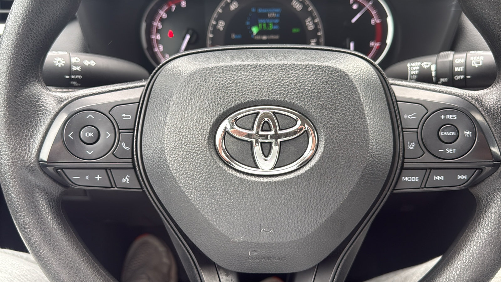 Certified 2025 Toyota RAV4 XLE AWD/4WD image 12