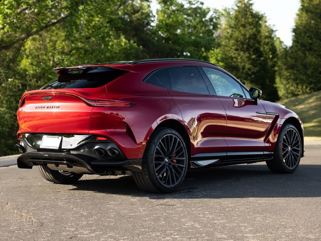 Used 2024 Aston Martin DBX 707 image 7
