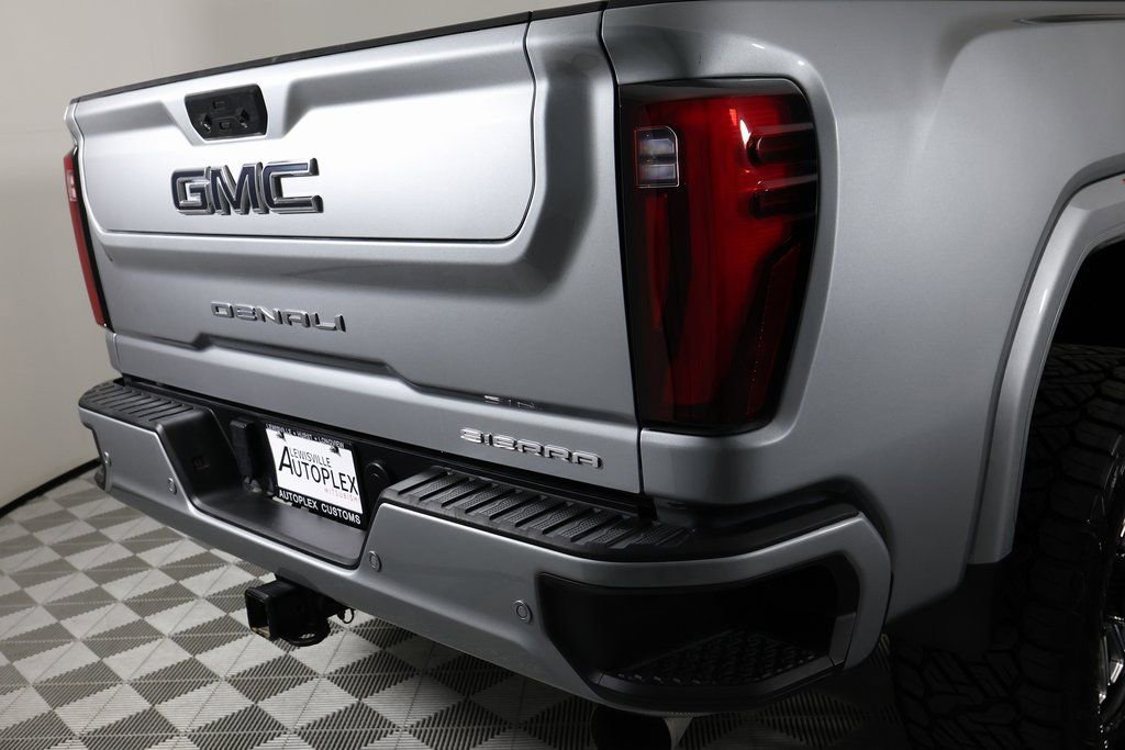 Used 2024 GMC Sierra 2500 Denali Ultimate image 59