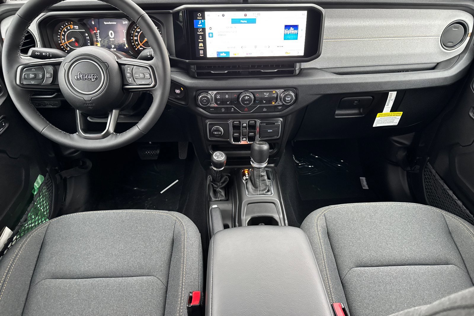 New 2025 Jeep Gladiator Sport image 12