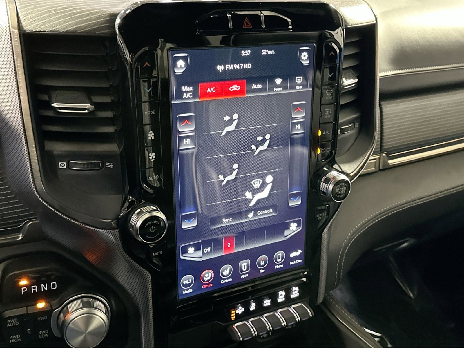 Used 2021 RAM 1500 Limited w/ Body Color Bumper Group image 25