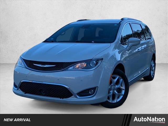 Used 2020 Chrysler Pacifica Touring-L image 1