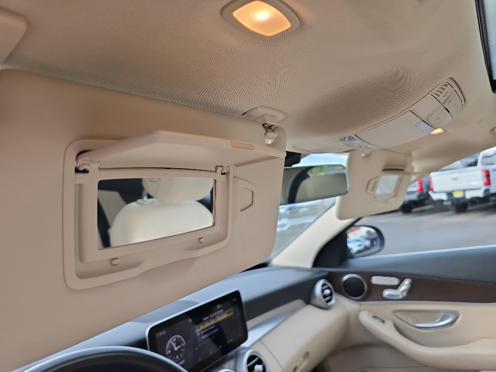 Used 2021 Mercedes-Benz C 300 4MATIC Sedan image 13