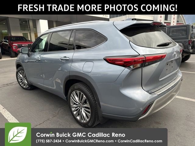 Used 2021 Toyota Highlander Platinum AWD/4WD image 7