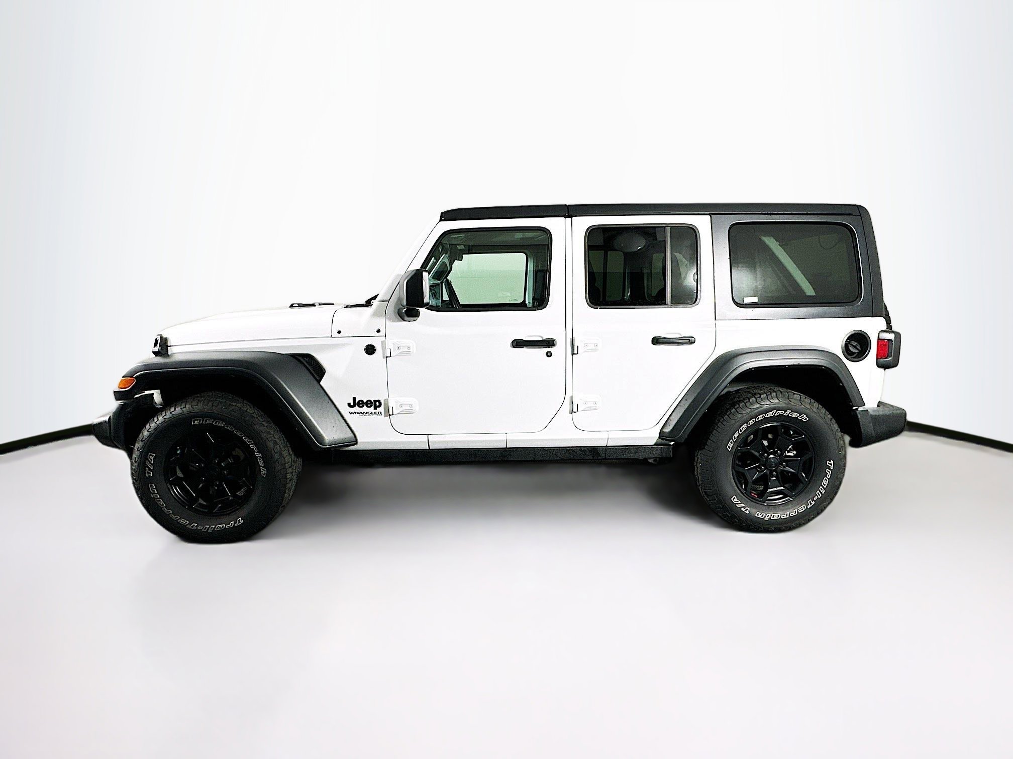 Used 2022 Jeep Wrangler Sport S image 4