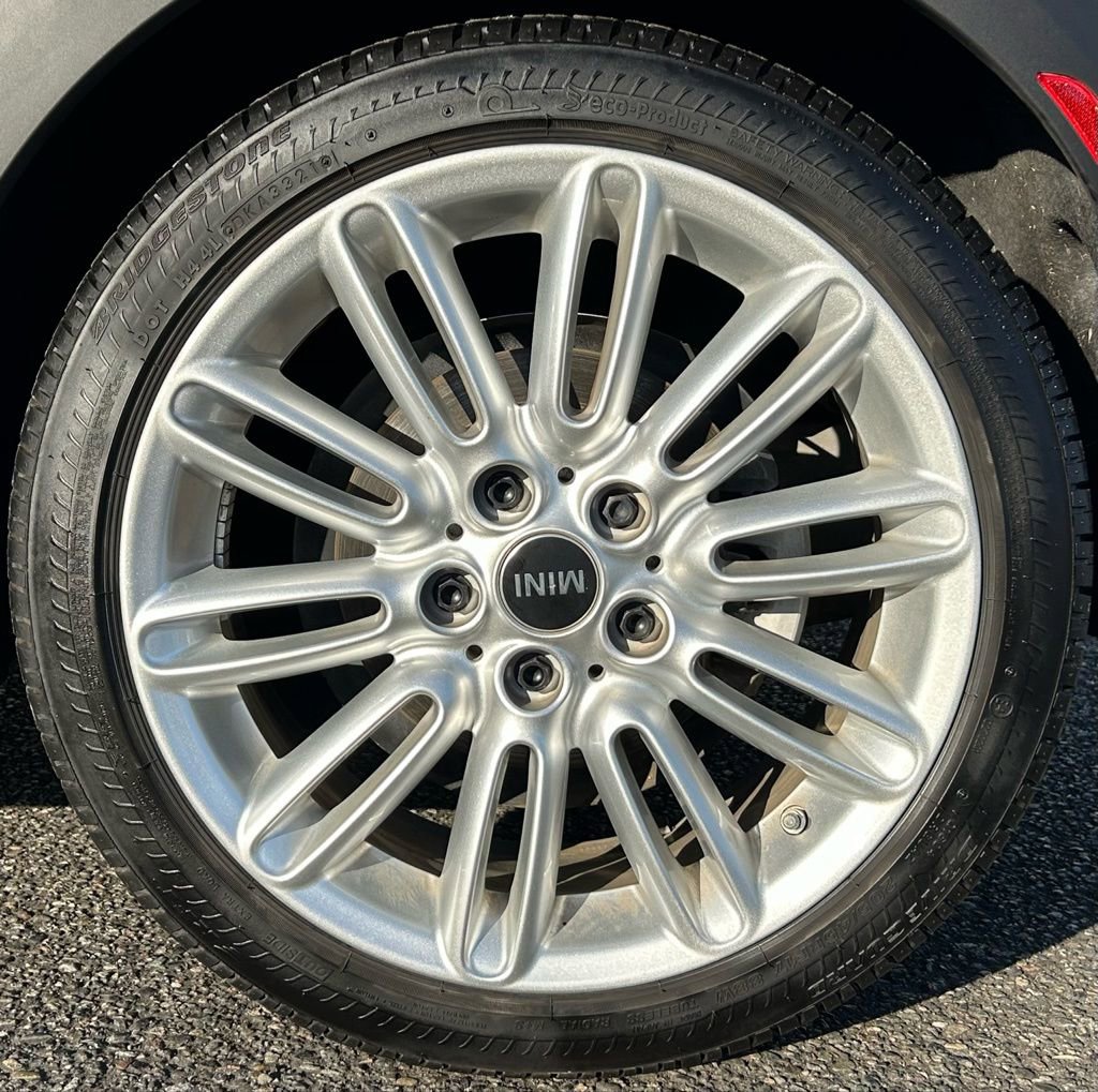 Used 2019 MINI Cooper S w/ Premium Package image 29