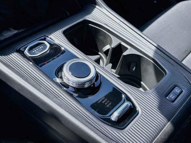 New 2026 Jeep Cherokee Overland w/ Advanced Pro Tech Group AWD/4WD image 18